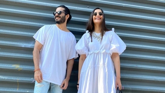 Harsh Varrdhan Kapoor poses with his eldest sister Sonam Kapoor.(Instagram)