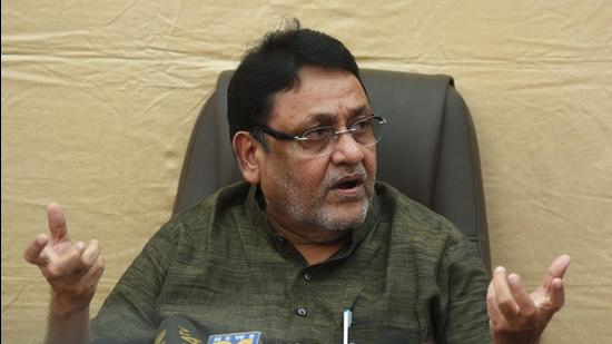 Nationalist Congress Party (NCP) leader Nawab Malik submitted an affidavit in the high court in response to the defamation suit filed by Sameer Wankhede father Dhyandev, seeking damages to the tune of <span class='webrupee'>₹</span>1.25 crore. (HT PHOTO)
