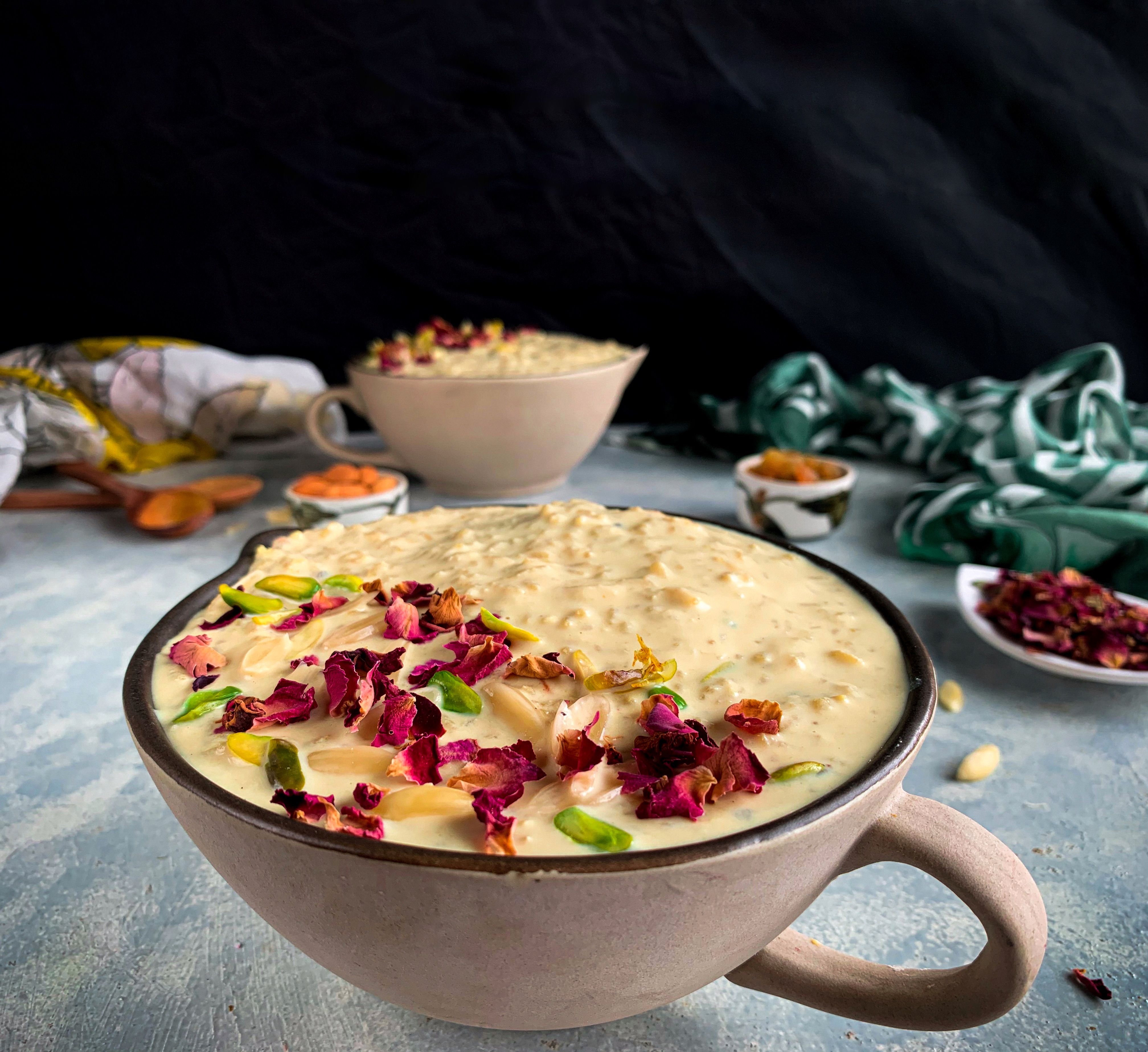 Rasiya or rice kheer (Subiya Baiganpalli - Msc. Clinical Nutrition and Dietetics and Shikha Dwivedi - Msc. Clinical Nutrition and Dietetics, in-house nutritionists at OZiva)