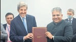 Union minister Bhupender Yadav (right) and US climate envoy John Kerry at COP26 on Wednesday. The US became the 101st member of International Solar Alliance. (HT photo) Union minister Bhupender Yadav (right) and US climate envoy John Kerry at COP26 on Wednesday. The US became the 101st member of International Solar Alliance. (HT photo)