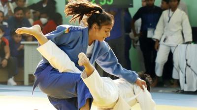 Judokas in action on the second day of the National Cadet and Sub-Junior Judo Championship being organised by Punjab Judo Association at Chandigarh University. (HT Photo) Judokas in action on the second day of the National Cadet and Sub-Junior Judo Championship being organised by Punjab Judo Association at Chandigarh University. (HT Photo)