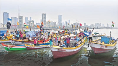 Worli fisherfolk on Wednesday responded to the Brihanmumbai Municipal Corporation’s (BMC) statement over the ongoing navigation route row, relating to the coastal road project. (Satish Bate/HT Photo) Worli fisherfolk on Wednesday responded to the Brihanmumbai Municipal Corporation’s (BMC) statement over the ongoing navigation route row, relating to the coastal road project. (Satish Bate/HT Photo)