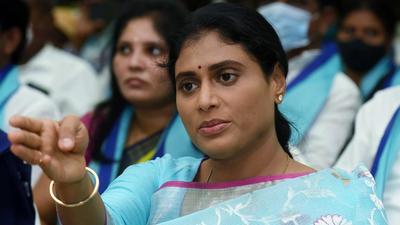 Sharmila said she had completed 21 days in her padayatra, covering six Telangana assembly constituencies – Chevella, Maheshwaram, Shamshabad, Ibrahimpatnam, Devarakonda and Munugode. (ANI) Sharmila said she had completed 21 days in her padayatra, covering six Telangana assembly constituencies – Chevella, Maheshwaram, Shamshabad, Ibrahimpatnam, Devarakonda and Munugode. (ANI)