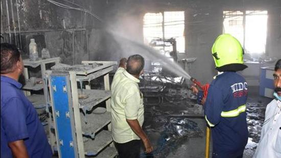 11 people lost their lives last week in a fire incident at a hospital in Maharashtra’s Ahmednagar district. (HT PHOTO)
