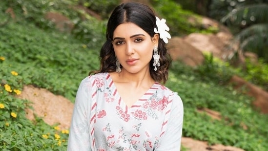 Samantha Ruth Prabhu in floral suit set shows a new way of draping dupatta, fans say so pretty