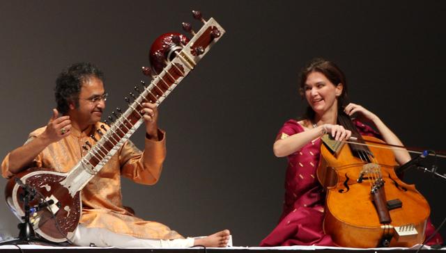 Sitar player Pt Shubhendra Rao with cello player Vidushi Saskia Rao. Sitar player Pt Shubhendra Rao with cello player Vidushi Saskia Rao.