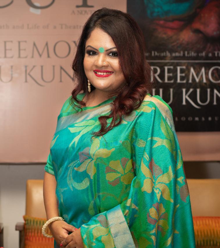 Sreemoyee Piu Kundu, the founder of Status Single, says that her Facebook community grew after her book was published in 2018. Sreemoyee Piu Kundu, the founder of Status Single, says that her Facebook community grew after her book was published in 2018.