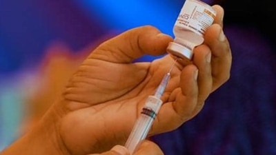The number of vaccinations is still low compared to the total number of eligible persons in the city, (AFP) The number of vaccinations is still low compared to the total number of eligible persons in the city, (AFP)