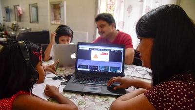 The state education department has decided to focus on two major issues namely, mobile de-addiction of students to reintroduce them to normal offline learning and remediation teaching in which weak students will be given extra classes. (HT PHOTO)