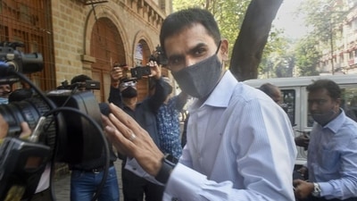 Sameer Wankhede’s kin also told the former union minister that their complaints to police went unheeded (HT_PRINT) Sameer Wankhede’s kin also told the former union minister that their complaints to police went unheeded (HT_PRINT)
