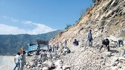 Some of these roads that are widening as part of the Char Dham project are strategically important ones leading to the Indo-China border, the Centre informed SC. (HT file photo)