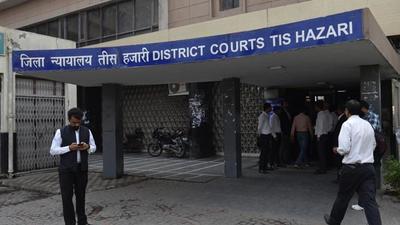 A file photo of the Tis Hazari court complex in New Delhi, India. On Thursday, a Delhi Bar Association employee was found dead at the court complex. (HT photo/ File)