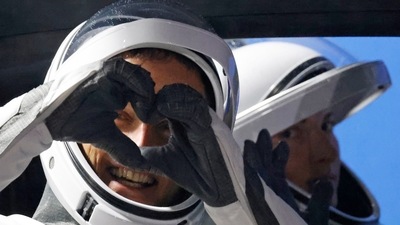 European Space Agency (ESA) astronaut Matthias Maurer of Germany gestures while departing the crew quarters for launch aboard a SpaceX Falcon 9 rocket on a mission to the International Space Station at the Kennedy Space Center in Cape Canaveral, Florida, US.&nbsp; (REUTERS)