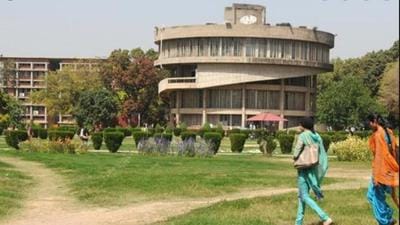 The enhancement in DA will be applicable to Panjab University pensioners and employees, working on temporary, contract and daily wage basis. (HT File/Representational image)
