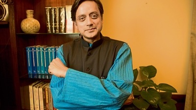 Shashi Tharoor said he will continue wishing LK Advani and PM Modi on their birthdays. Shashi Tharoor said he will continue wishing LK Advani and PM Modi on their birthdays. 