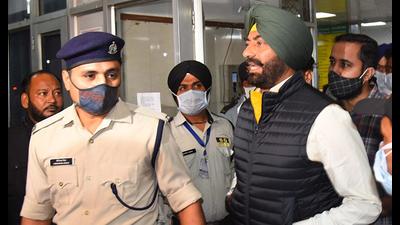 Former Punjab MLA Sukhpal Singh Khaira has denied the money laundering charge and said he is being targeted by the Enforcement Directorate (ED) as he has been vocal against the Centre’s three farm laws. (HT Photo) Former Punjab MLA Sukhpal Singh Khaira has denied the money laundering charge and said he is being targeted by the Enforcement Directorate (ED) as he has been vocal against the Centre’s three farm laws. (HT Photo)