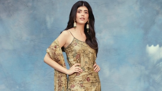 Sanjana Sanghi's sleeveless kalamkari sharara set is our new ethnic favourite(Elevate Promotions) Sanjana Sanghi's sleeveless kalamkari sharara set is our new ethnic favourite(Elevate Promotions)