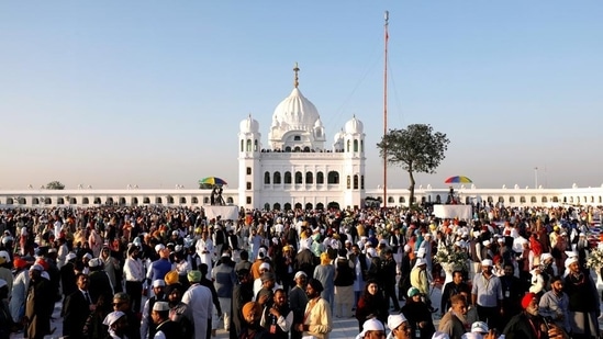 Know all latest news and updates from Hindustan Times.(REUTERS) Know all latest news and updates from Hindustan Times.(REUTERS)