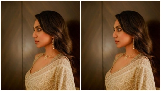 Sobhita accessorised her look with a gold and pearl neck piece and silver earrings from the house of Amrapali Jewellers.(Instagram/@sobhitad)