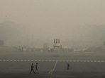 Rajpath covered in smog as the Delhi’s pollution levels remained ‘severe’ on Friday. Rajpath covered in smog as the Delhi’s pollution levels remained ‘severe’ on Friday. 