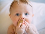 Babies need special care during winters.(Unsplash) Babies need special care during winters.(Unsplash)