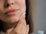 Makeup removal is an essential part of beauty routine.(Pexels) Makeup removal is an essential part of beauty routine.(Pexels)