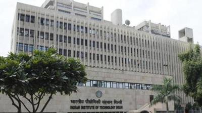 Officials said that they were discussing plans for holding offline examinations in the future, noting that a cap on 50% occupancy in classrooms will continue. (HT Archive) Officials said that they were discussing plans for holding offline examinations in the future, noting that a cap on 50% occupancy in classrooms will continue. (HT Archive)
