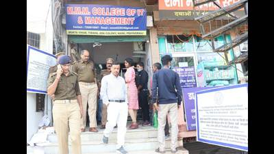 Besides local police, STF Prayagraj also kept a strict vigil at examination centres (HT photo) Besides local police, STF Prayagraj also kept a strict vigil at examination centres (HT photo)
