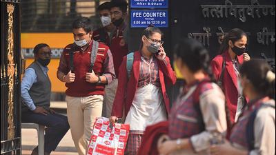 PM2.5 pollutants, which are now over five times the safe limit, can penetrate deep into the lungs and lead to lasting health damage. (Raj K Raj/HT)