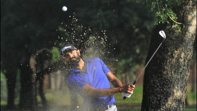 Abhijit Singh Chadha is seen in action during the Jeev Milkha Singh invitational 2021 at the Chandigarh golf club on Friday. (Keshav Singh/HT) Abhijit Singh Chadha is seen in action during the Jeev Milkha Singh invitational 2021 at the Chandigarh golf club on Friday. (Keshav Singh/HT)