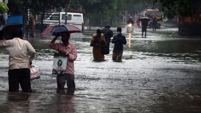 Due to waterlogging in several parts of Tamil Nadu, schools and colleges will remain shut. (ANI)