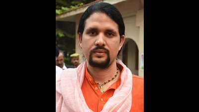 Anand Giri, who appeared before the court during the court proceedings through video conferencing, stated that he had no objection in giving his voice sample. (HT File Photo) Anand Giri, who appeared before the court during the court proceedings through video conferencing, stated that he had no objection in giving his voice sample. (HT File Photo)
