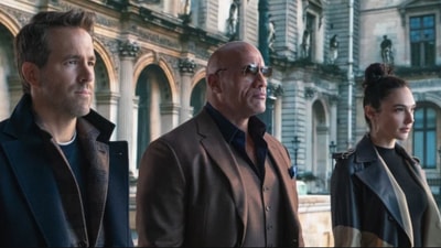 Red Notice movie review: Ryan Reynolds, Dwayne Johnson and Gal Gadot. Red Notice movie review: Ryan Reynolds, Dwayne Johnson and Gal Gadot. 