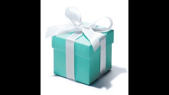 (Tiffany & Co) (Tiffany & Co)