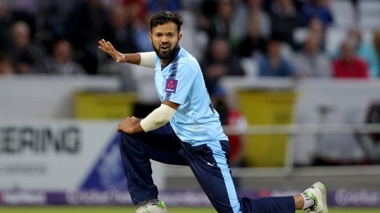 Azeem Rafiq 'incredibly hurt' after Root releases statement on Yorkshire racism row(TWITTER)