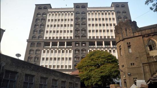 The city’s largest hospital, Sassoon General Hospital, which is run by the government, has not yet got a fire compliance approval from the state government. (HT PHOTO)