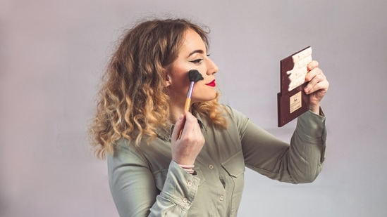 Now get ready on the go, anywhere and anytime, in front of makeup mirrors.(Unsplash) Now get ready on the go, anywhere and anytime, in front of makeup mirrors.(Unsplash)