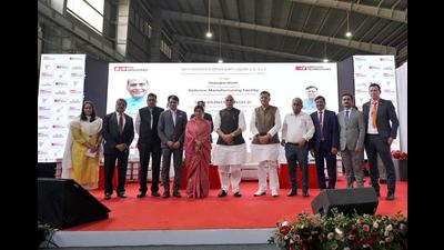Union defence minister Rajnath Singh at the inauguration of the first operationalised private sector manufacturing facility of the defence sector in the Uttar Pradesh Defence Industrial Corridor. (HT photo) Union defence minister Rajnath Singh at the inauguration of the first operationalised private sector manufacturing facility of the defence sector in the Uttar Pradesh Defence Industrial Corridor. (HT photo)