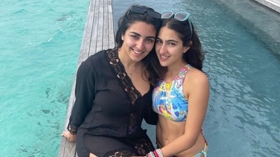 Sara Ali Khan and a few of her friends took a trip to the Maldives. Sara Ali Khan and a few of her friends took a trip to the Maldives. 