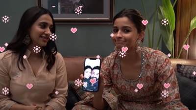 Alia Bhatt revealed that her phone wallpaper is a picture of her and Ranbir Kapoor.
