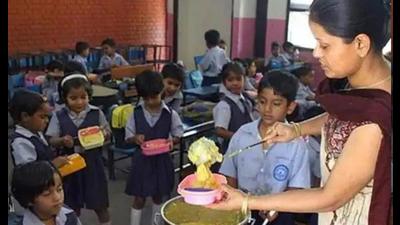 Midday meal workers from across the state on Saturday held a protest rally in Karnal demanding regular jobs and minimum wages.