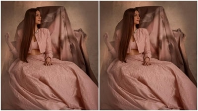 Styled by makeup artist Maria Asadi, Sonam opted for a minimal makeup look. In nude eyeshadow, mascara-laden eyelashes, black eyeliner, contoured cheeks and a nude shade of lipstick, Sonam was festive-ready. (Instagram/@sonamkapoor) Styled by makeup artist Maria Asadi, Sonam opted for a minimal makeup look. In nude eyeshadow, mascara-laden eyelashes, black eyeliner, contoured cheeks and a nude shade of lipstick, Sonam was festive-ready. (Instagram/@sonamkapoor)