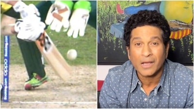 Tendulkar (R) explains David Warner's dismissal. (Twitter/Sachin Tendulkar FB)