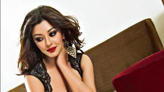 Payal Ghosh pledges to donate hair to cancer kid patients on her birthday | Bollywood - Hindustan Times Payal Ghosh pledges to donate hair to cancer kid patients on her birthday | Bollywood - Hindustan Times