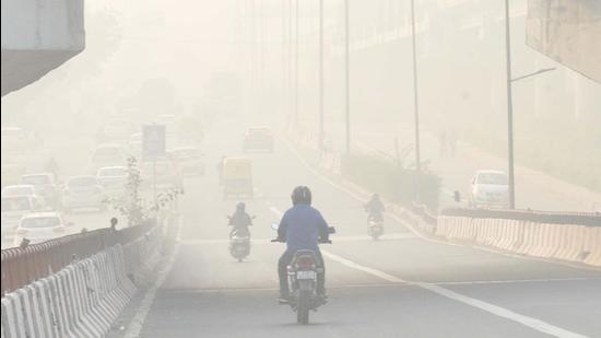 Between November 1 and November 13 this year, Punjab and Haryana have recorded the most number of stubble fires since 2012, satellite data from the National Aeronautics and Space Administration (Nasa) shows. (Arvind Yadav/HT Photo)
