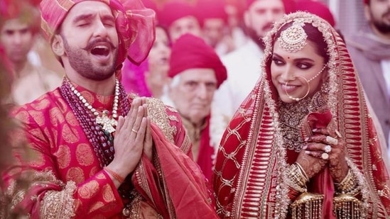 Ranveer Singh is all about celebrating his wife Deepika Padukone!