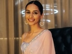 Manushi Chhillar in <span class='webrupee'>₹</span>1 lakh pink saree and strappy blouse is bridesmaid fashion done right Manushi Chhillar in <span class='webrupee'>₹</span>1 lakh pink saree and strappy blouse is bridesmaid fashion done right