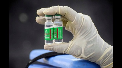 A medic shows Covid vax vials at a hospital in Uttar Pradesh’s district. (For representation purpose)