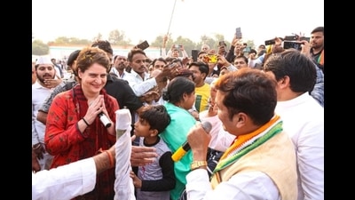 Congress general secretary Priyanka Gandhi interacting party workers in Bulandshahr . Congress general secretary Priyanka Gandhi interacting party workers in Bulandshahr .