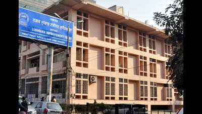 AAP says the Ludhiana deputy commissioner was transferred as he had not allowed the LIT to sell a piece of land at rates much lower than the market value. (HT file) AAP says the Ludhiana deputy commissioner was transferred as he had not allowed the LIT to sell a piece of land at rates much lower than the market value. (HT file)